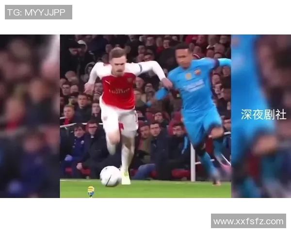 欧洲街头的足球明星们与时尚的亲密接触与精彩瞬间 欧洲街头的足球明星们与时尚的亲密接触与精彩瞬间