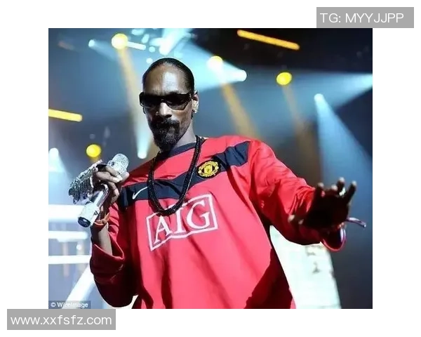 足球明星狗爷的精彩瞬间与独特魅力全景展示 足球明星狗爷的精彩瞬间与独特魅力全景展示