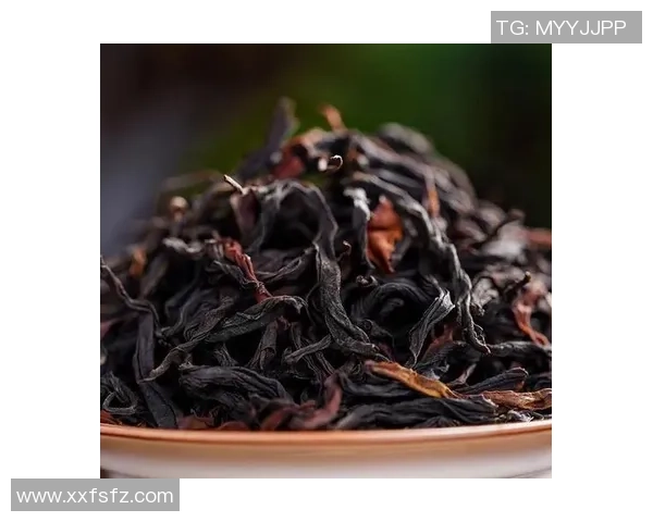 足球明星们的茶饮偏好揭秘：他们最爱的茶叶与健康生活方式